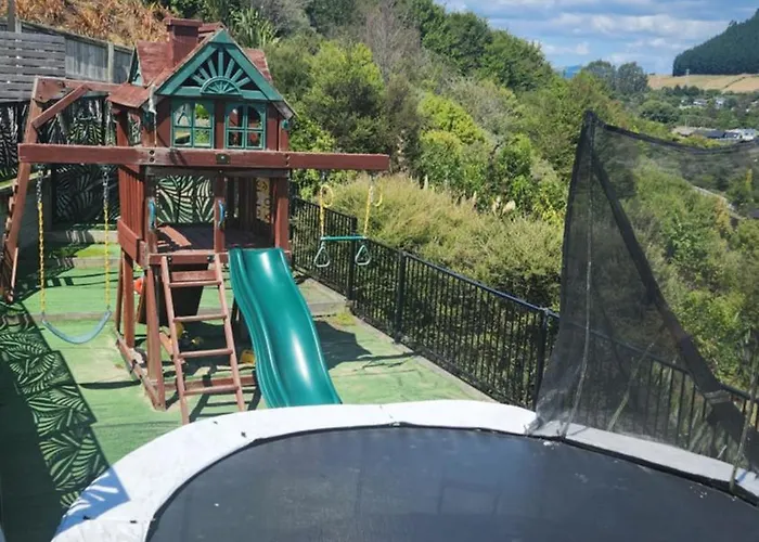 Mountain View Getaway Ferienhaus Rotorua